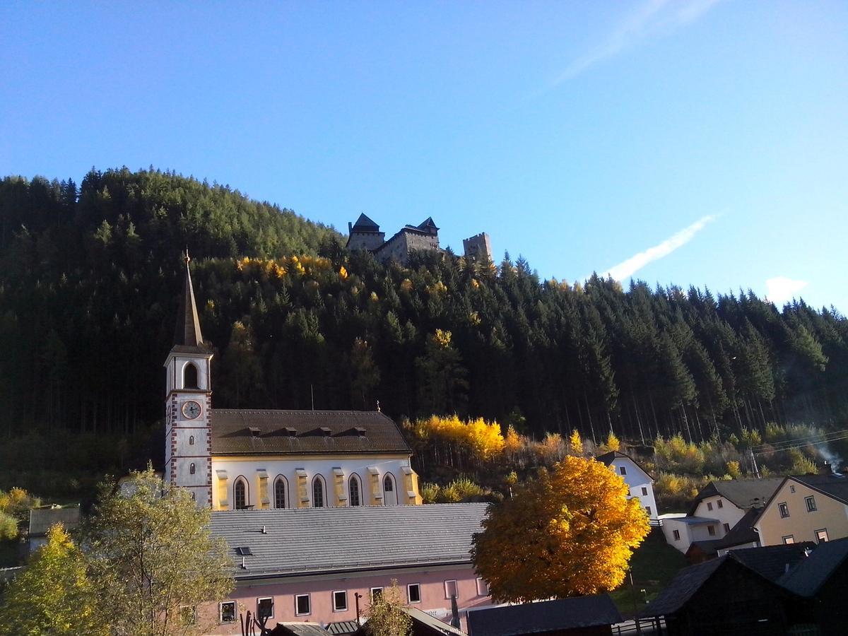 نزل Ramingsteinفي Burg Finstergrun المظهر الخارجي الصورة